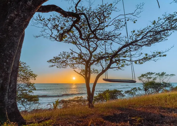 Bohemian Lagarto Santa Cruz (Guanacaste)